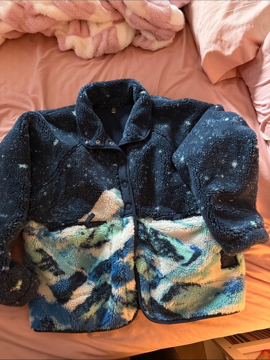 Free People Jackets & Blazers - Free People Navy Blue & Light Blue Patterned Sherpa Jacket